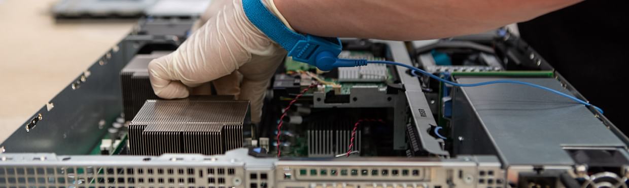3 manières de vous faire gagner du temps avec les serveurs sur mesure (CTO) Techbuyer