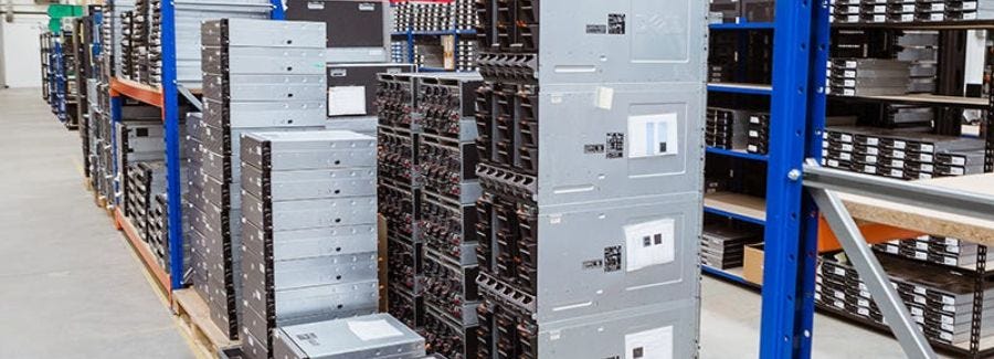 Serveurs dans un établissement ITAD